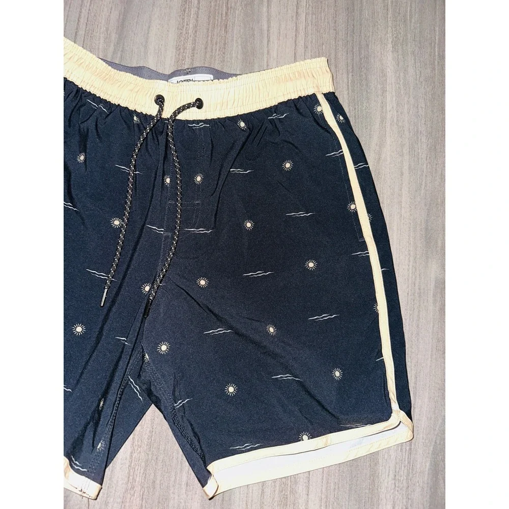 WB3‎ Jetty Mens Board Shorts Navy Blue Sun Wave Print Swim Trunks Size Medium